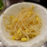 大阪 もつ鍋 PLay - もやしナムル