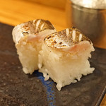 大塚 みや穂 - 炙りカマスの棒寿司