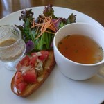 Fleur de Cafe SAKURA - ランチのスープ、デリ、サラダ