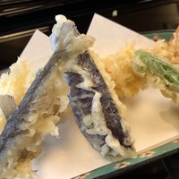 そば会席 立会川 吉田家 - 天ざる 1,900円
                (海老、茄子、ししとう、どじょう)
                #2018.06