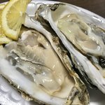 魚熊 - 生牡蠣￥280/1個