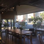 hitotoki - 店内からの様子