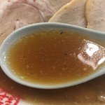 おおぎやラーメン - 没個性醤油スープ
