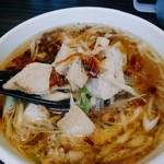 元祖一条流 がんこ総本家 - 大きめの角チャーがごろごろ入っている。