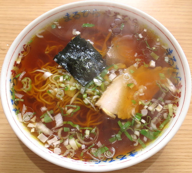 ラーメン まるひら>