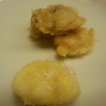 緒方 - あえてはまぐりでなくおおあさりで天ぷら。なぜだかわかりますか？