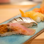 赤坂 すし 秀 - ミニ丼+握り5貫 1080円 の握り5貫