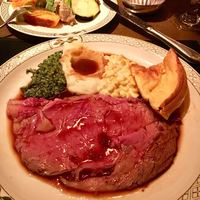 ロウリーズ・ザ・プライムリブ 恵比寿ガーデンプレイス店 - 