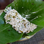 かたつむり - コシアブラと行者ニンニクと鯖のご飯