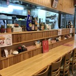 ちゃいな食堂 らく - カウンター6席