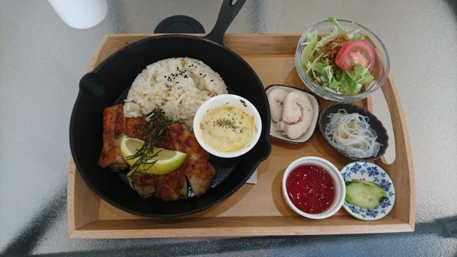 カフェ メゾン ヴォイス Cafe Maison Voice 古泉 カフェ 食べログ