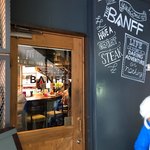 THE BANFF - お店入口
