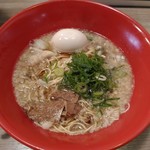 麺屋 青空 - 濃厚博多豚骨らーめん 750円 (18年5月)