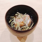 くろ﨑 - 2018.5.  赤貝のヒモ・新物のじゅん菜・石もずくを使った酢の物
