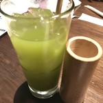 Isemon Honten - いせちゃば濃いお茶とキンミヤのコラボ♡濃いから混ぜて飲む(^^)
