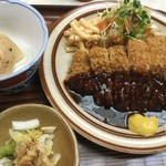 とんかつ美代 - 上ロース定食1,350円