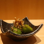 こころや - お通しの万願寺唐辛子とじゃこのおかか和え