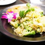 Noi Thai Cuisine - 蟹のジャスミンライス