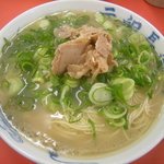 元祖長浜屋 - ラーメン（４００円）固さ普通