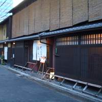 創作中華 一之船入 - しっとりとした町家造りの外観がいいですね！