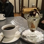 コキール - セットの珈琲とアイスセット