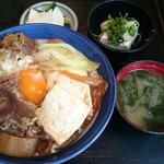 Sobadokorotsuchiya - すき焼き重 800円
                      器は丼です