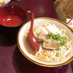 Okinawa Izakaya Yuiyui - ソーキそば（3500円飲み放題付きコース内）【平成30年6月16日撮影】