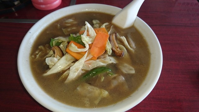 ドライブイン樽見内 &ndash; 横手市のファミリーダイナーで手頃な食事を楽しむ