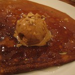 メルシー食堂キャトル - ハニーレモンクレープキャラメルアイス添え