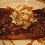 メルシー食堂キャトル - りんごコンポート入りクレープ