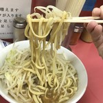 ラーメン二郎 - 麺リフト