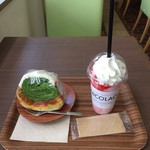 NICOLAO Coffee And Sandwich Works - パン・ド・ミとストロベリーフラッペ