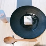 REVIVE KITCHEN THREE - 自家製ごまどうふ