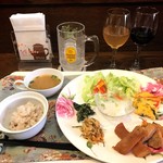 ワイズ カフェ - 