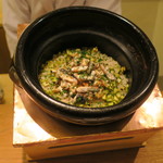 虎白 - 食事：鰻とそら豆の炊き込みご飯1