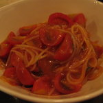 オステリア ヴァンヴィーノ - トマトの冷製カッペリーニ、1,000円