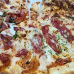 ピザハット - 女性に人気なチーズ&チーズ