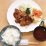 カロリー - ポーク生姜焼き定食(ヒレ)