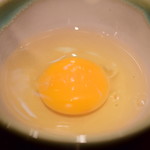 うちのたまご羽田直売所 - 【たまごかけごはん@税込550円】たまご：黄身は薄めですかね