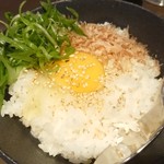 飲んべぇ食堂 らくだ屋 - 玉子掛けご飯