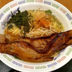 宝醤軒 - 下総醤油ハミデル焼豚らーめん大盛り 850円