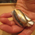 三谷 - 海の宝石　シンコの握り　　　４枚付