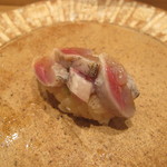 三谷 - 鰯　花切りで食感がアップ