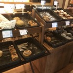 ベーカリー＆テーブル 東府や 足湯カフェ - 