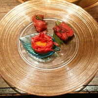 焼肉GROW - 特選ユッケ、黒毛和牛の握り、黒毛和牛のタタキ
