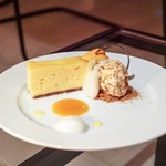 北野クラブアネックス - ☆N.Yチーズケーキナッツのセミフレッドアプリコットソース