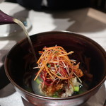 グランド ダイア - あさりのだしをかけてるところ