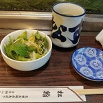 松鮨 - 先にサラダが。お昼のサービスかな