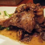 Torattoria Amazza - 子羊の骨付きすね肉の煮込み