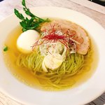 ブン ブン ブラウ カフェ ウィズ ビーハイヴ - 